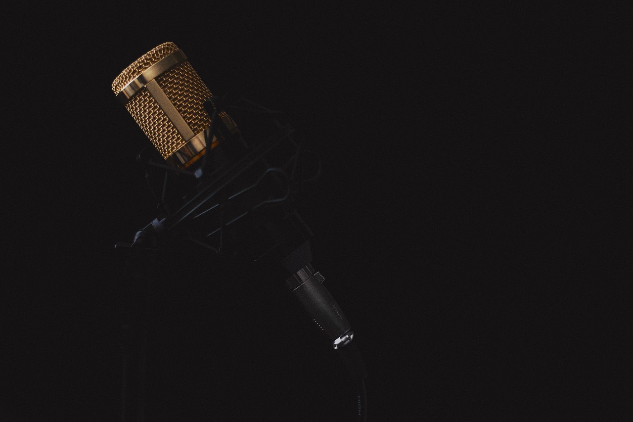 STUDIOの事例を参考にした副業の成功法則は？