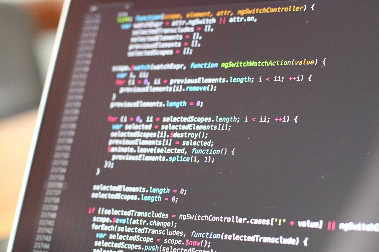 コーディング不要で簡単に始められるウェブサイト作成の方法は？