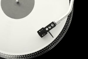 ノーコードで簡単にLP制作ができるツールはどれ？